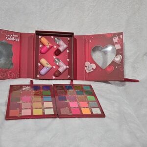 Valentine's Day Makeup Palette Set
